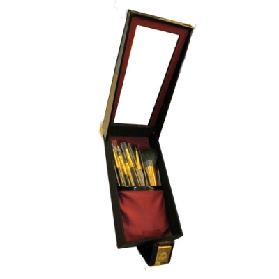 bobbi brush box  large